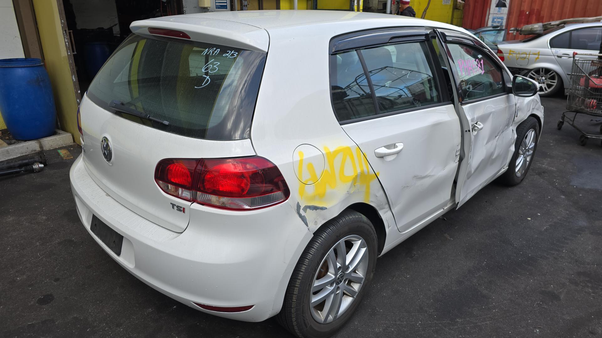 2012 Golf image 4