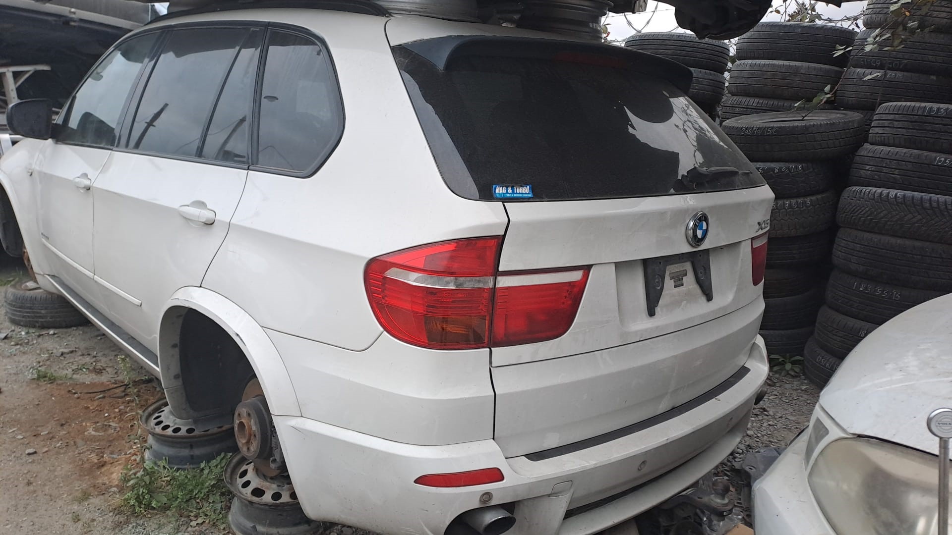 2009 X Series image 2