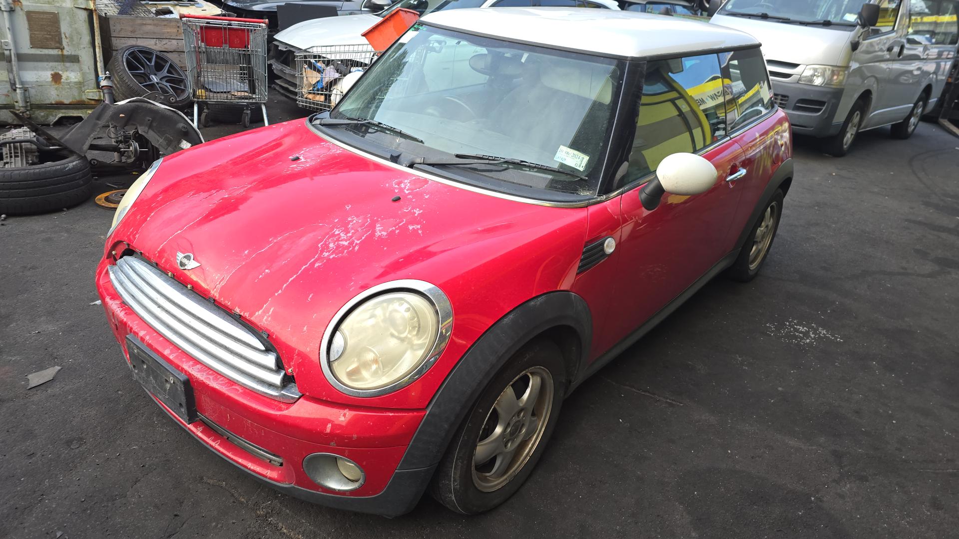 2010 R Class image 1