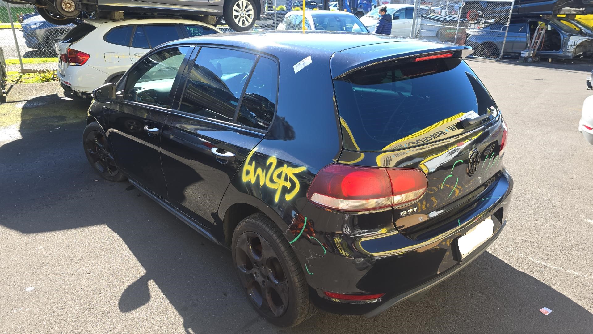 2011 Golf image 3