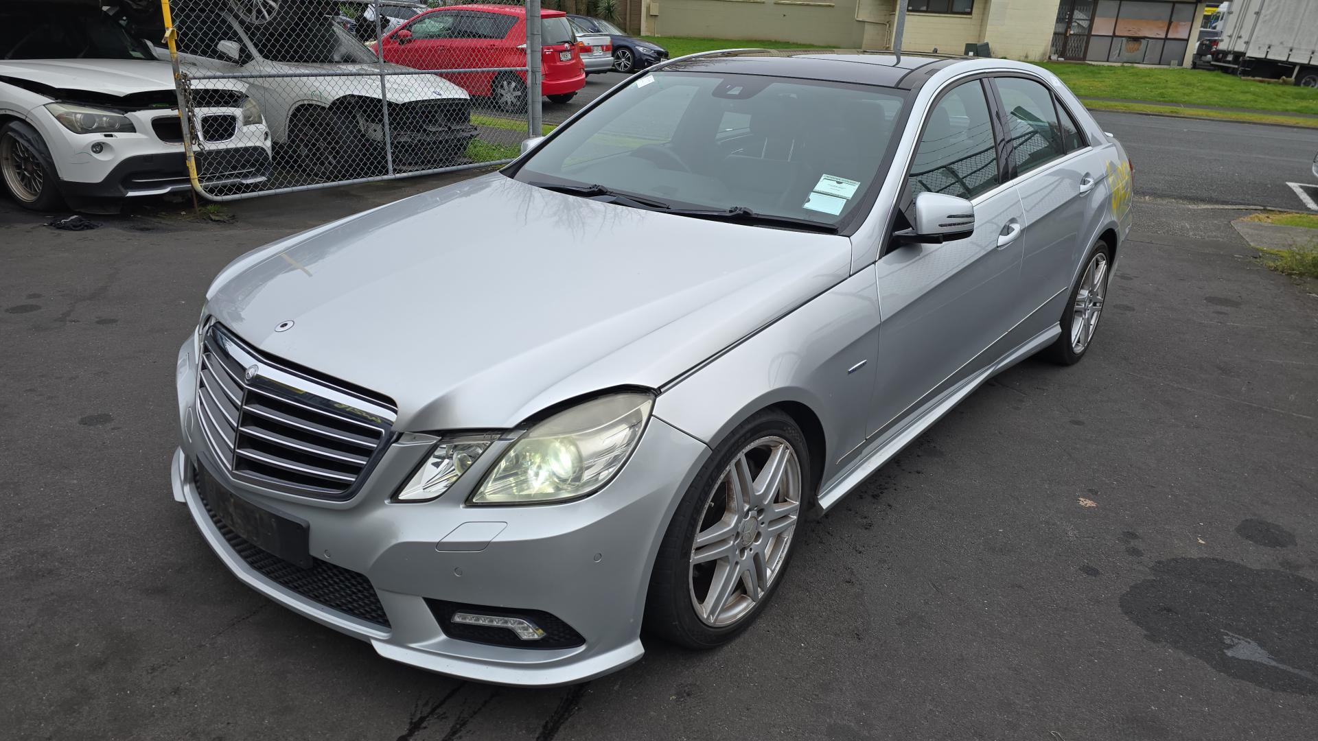 2011 E Class image 2