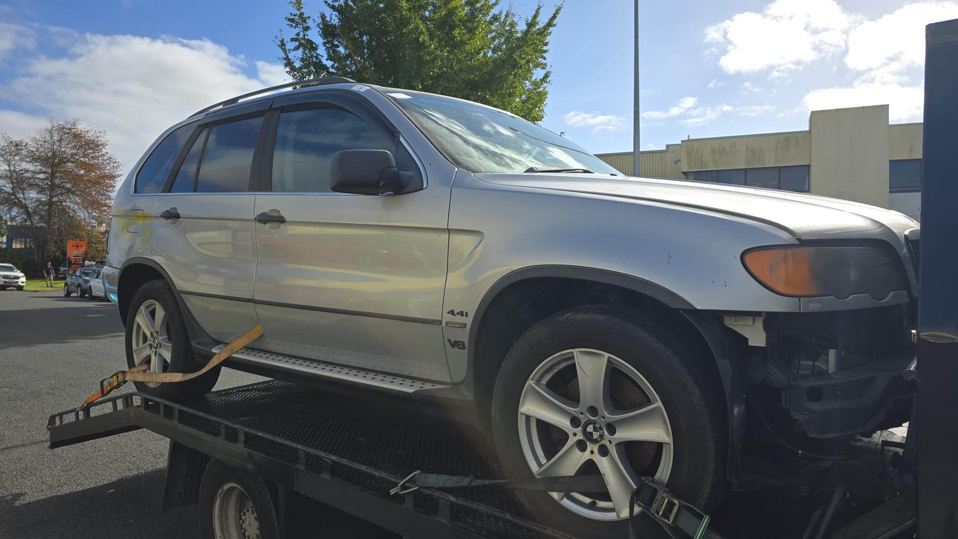 BMW X5 E53