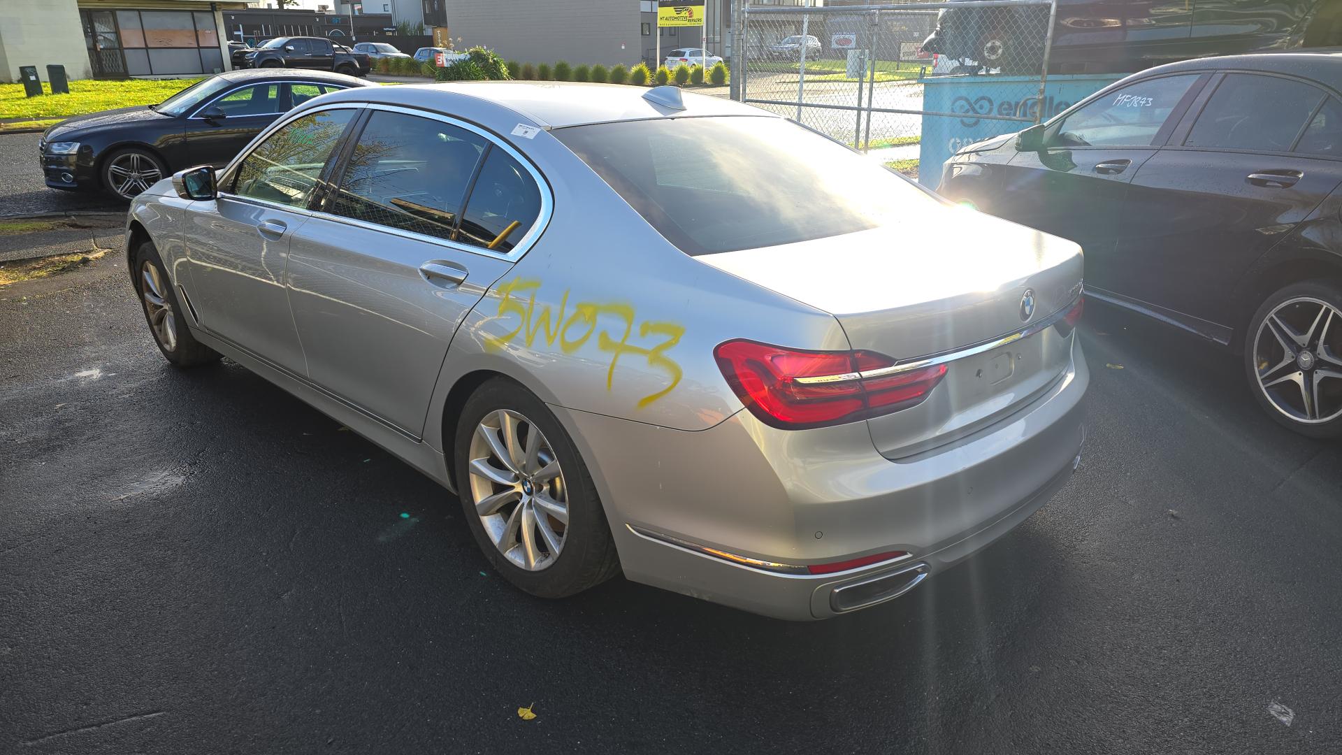 2015 7 Series image 3
