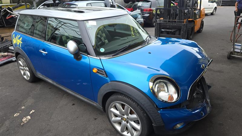 2011 R Class image 2