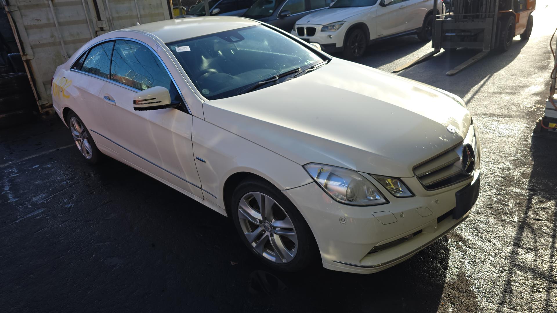 2011 E Class image 2