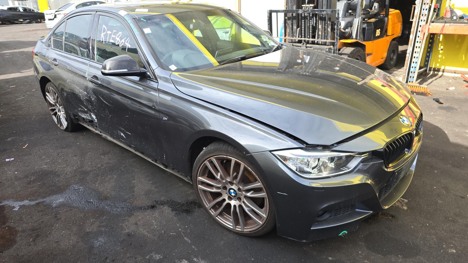2014 3 Series image 1